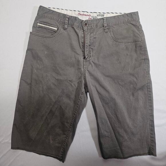 Vans custom shorts 34 waist - Picture 1 of 8